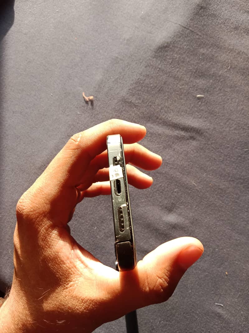 iphone 14 pro 2