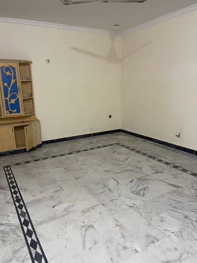 6 Marla Ground Portion For Rent In Pwd