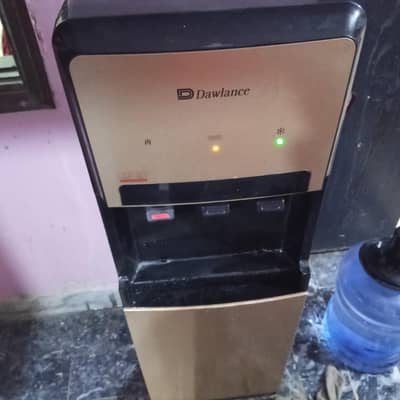 Dawlance water dispenser