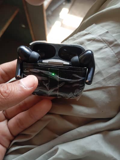 Airbirds pro 2 10/10 condition
