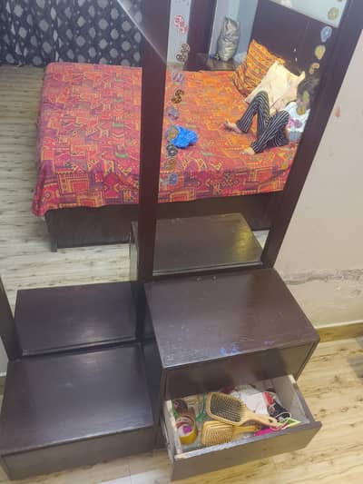 Dressing table Side table for sale