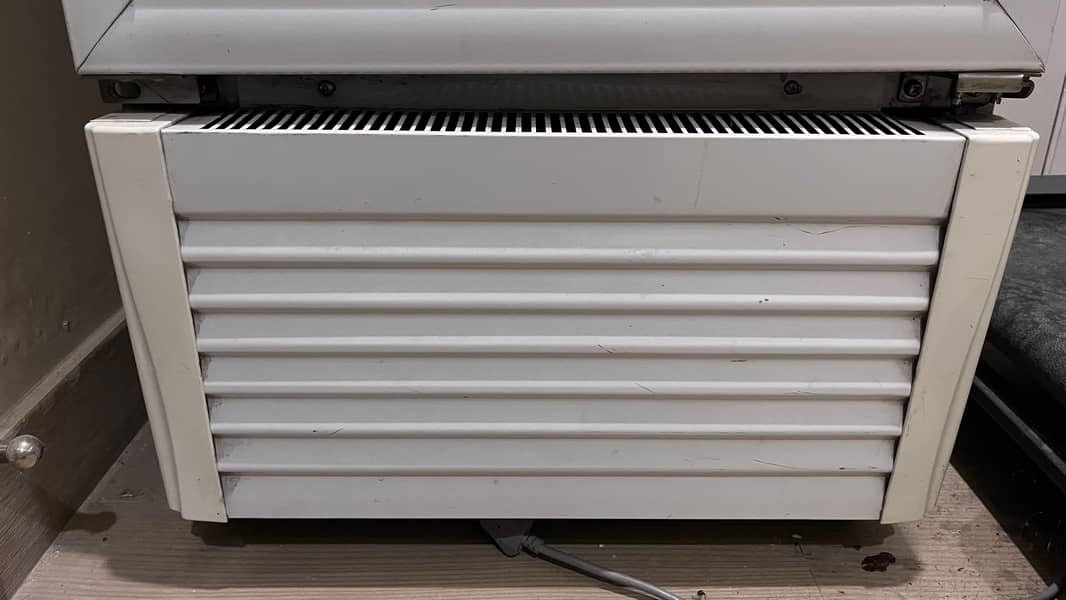 V good condition 3