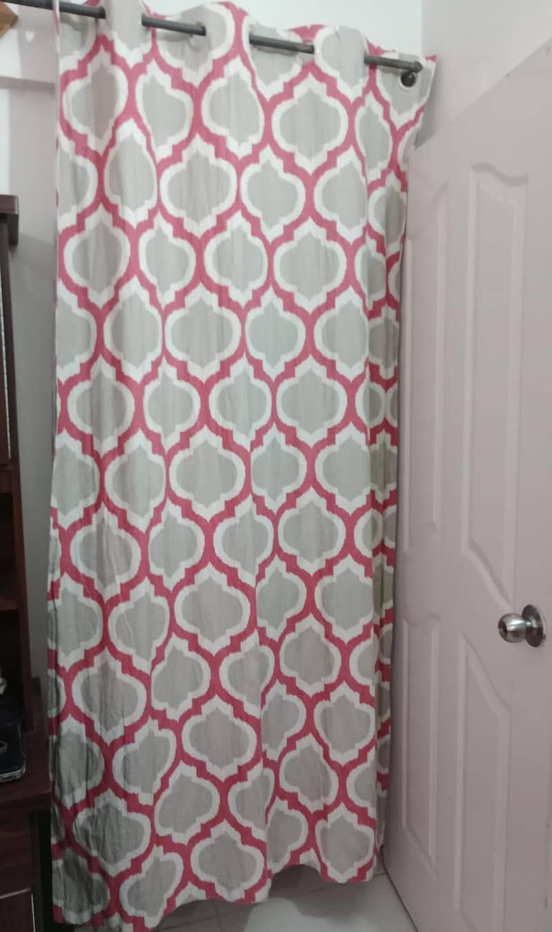 pink pattern curtains 0