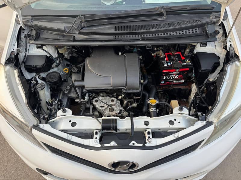 vitz 2012 5
