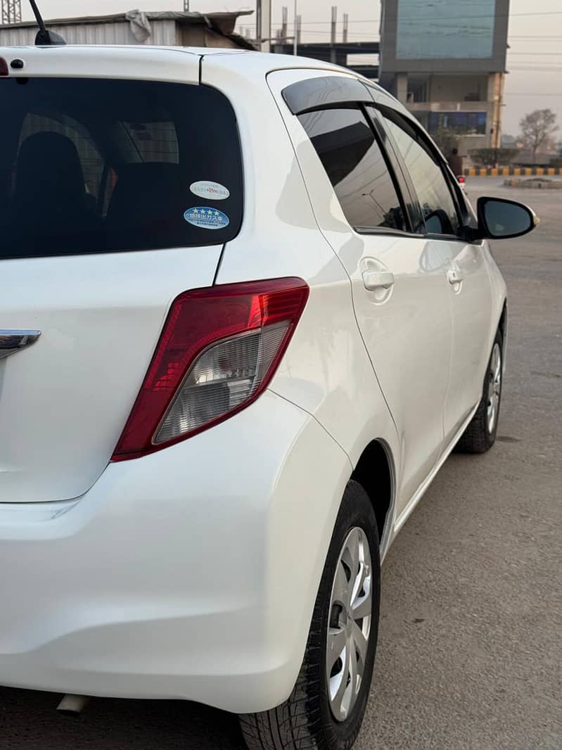 vitz 2012 9