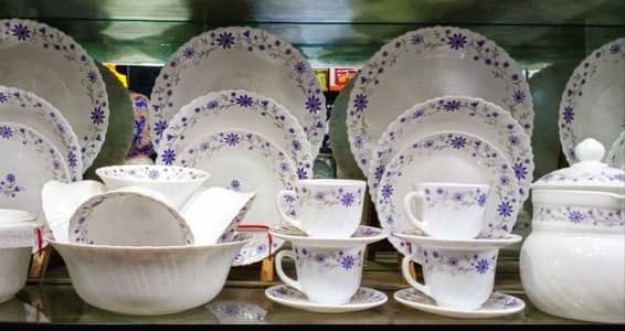 alluring marvel dinner set 72pcs