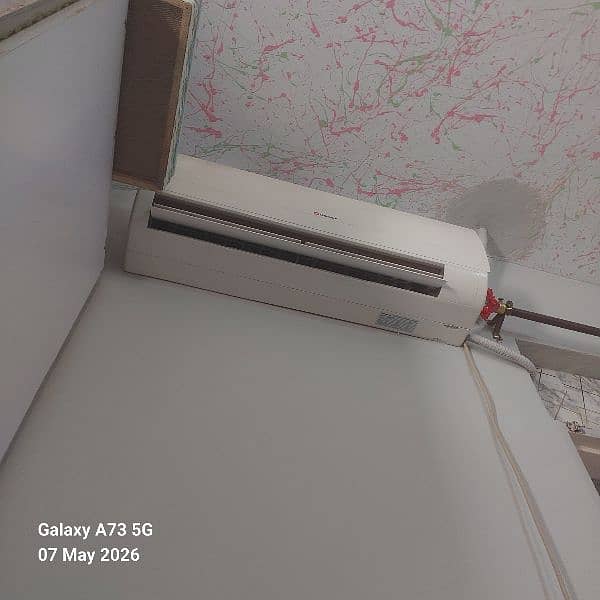 dawlance split type air condition 2