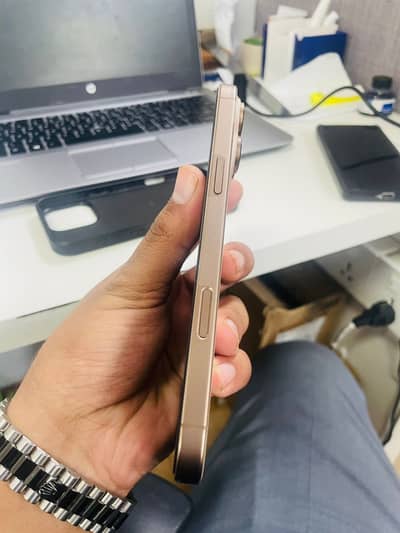 IP 16 pro max 256gb jv