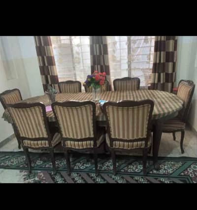 pure sheesham wood 8 chair dinning table with glass top