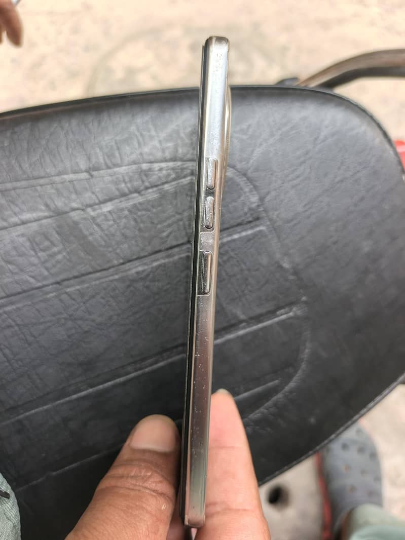 Tecno Camon 30 1