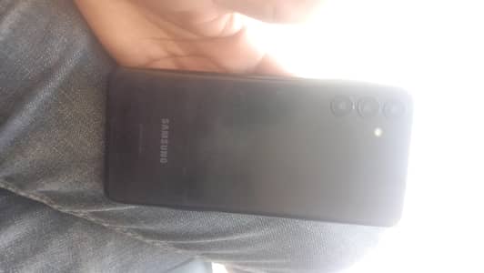 full ok tora sa break hai Baki LCD genueen hai 6gb 128 GB memory