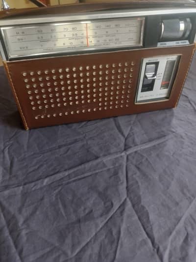 radio national Panasonic good condition for sale