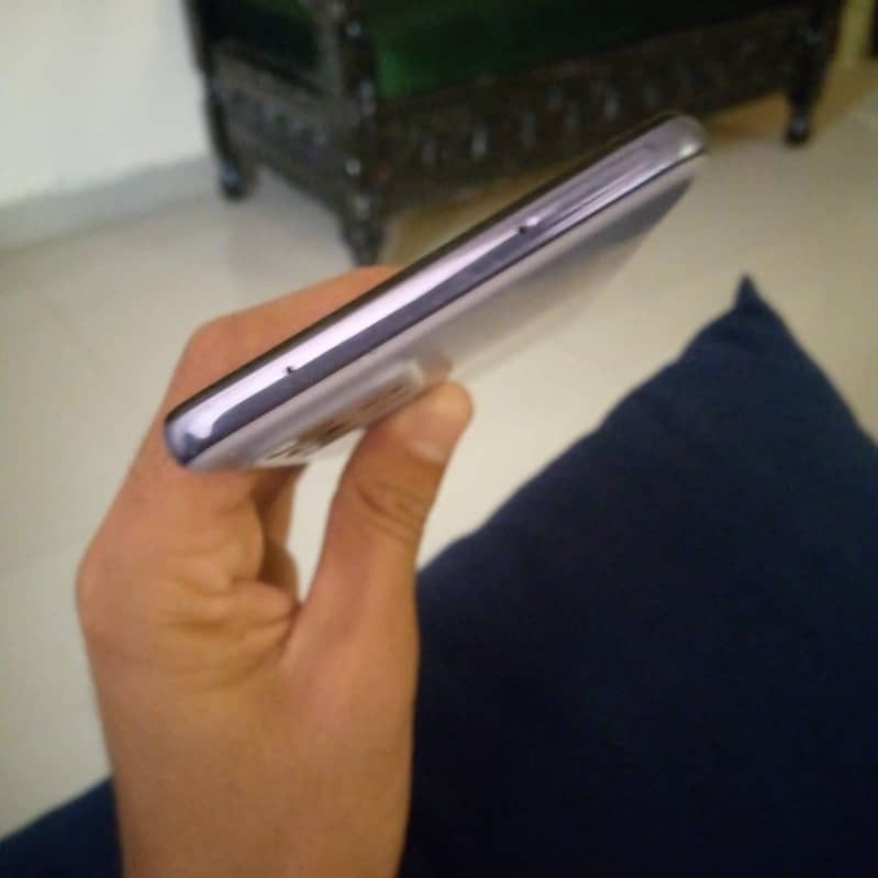 Samsung A72 4