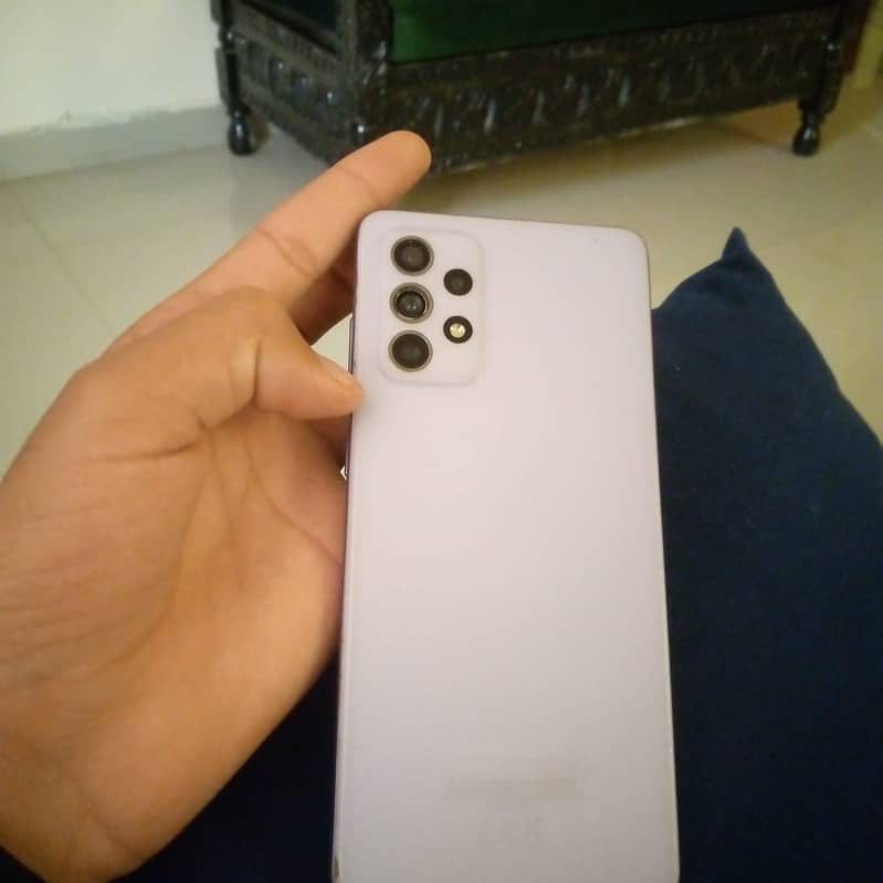 Samsung A72 5