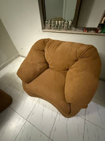 5 seater sofa only in 12000