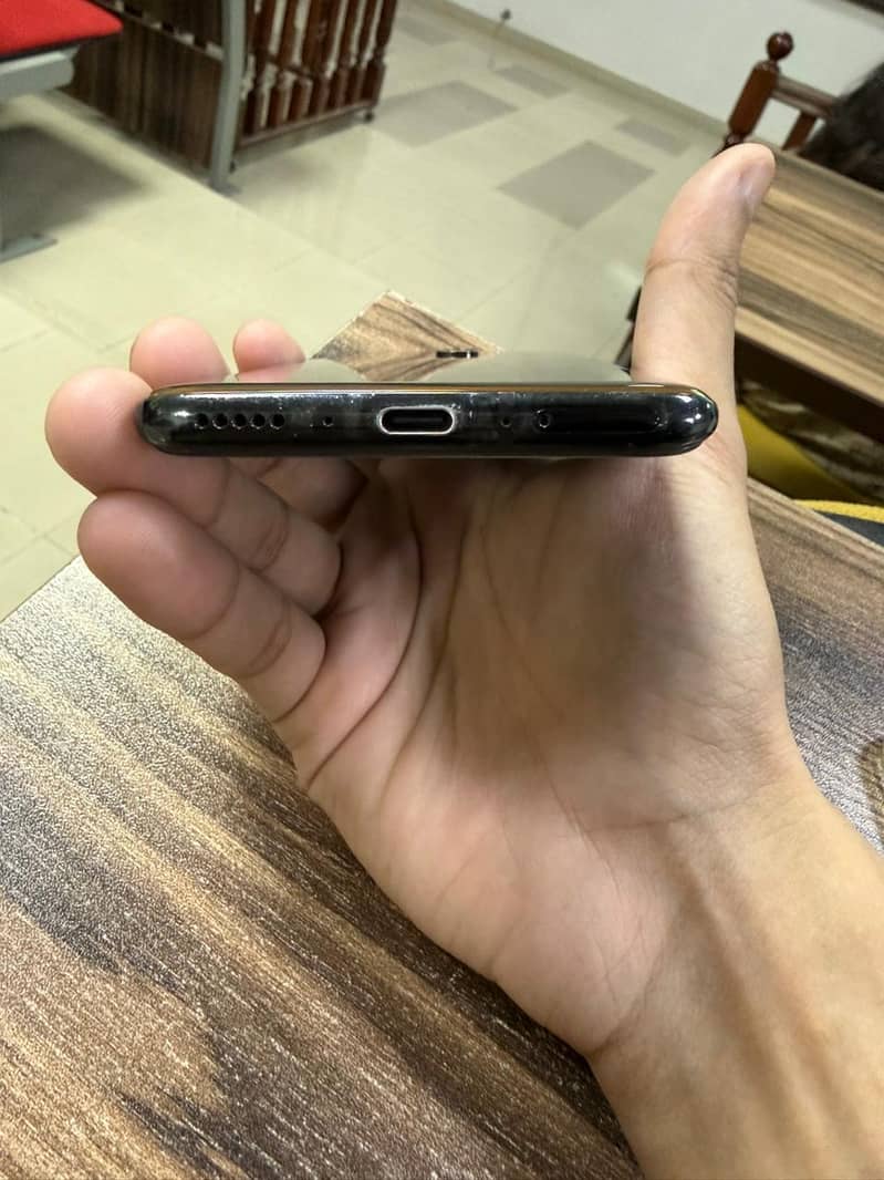One Plus 4