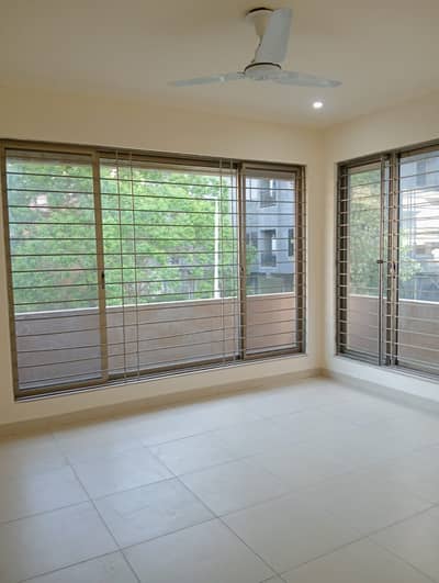 Like Brand New 1 Kanal Luxury House for Sale in E-11 Islamabad
