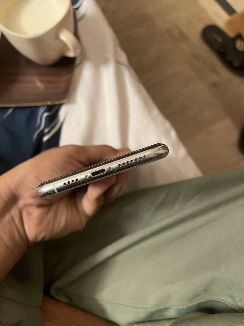 Iphone Xs Max 4