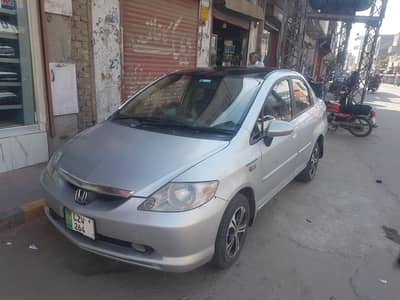 Honda city 2005 IDSI(70 percent original pent)