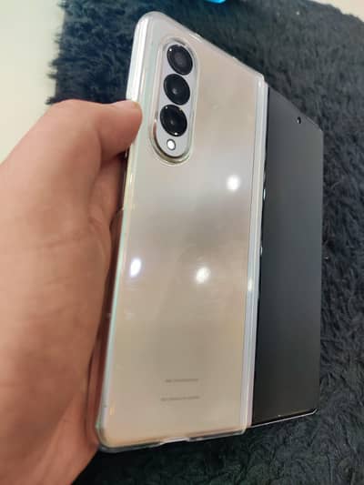 Galaxy Z Fold 3