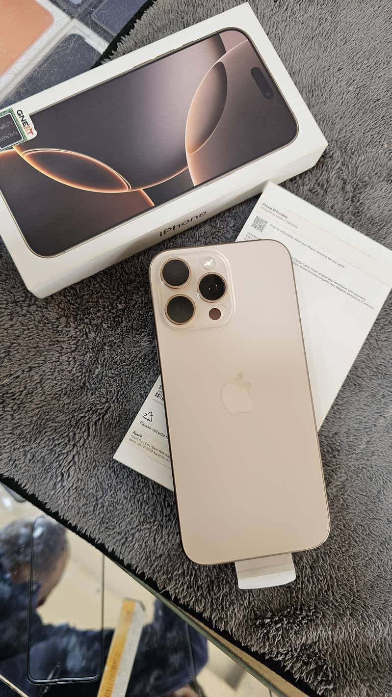 iphone 16pro Max 1