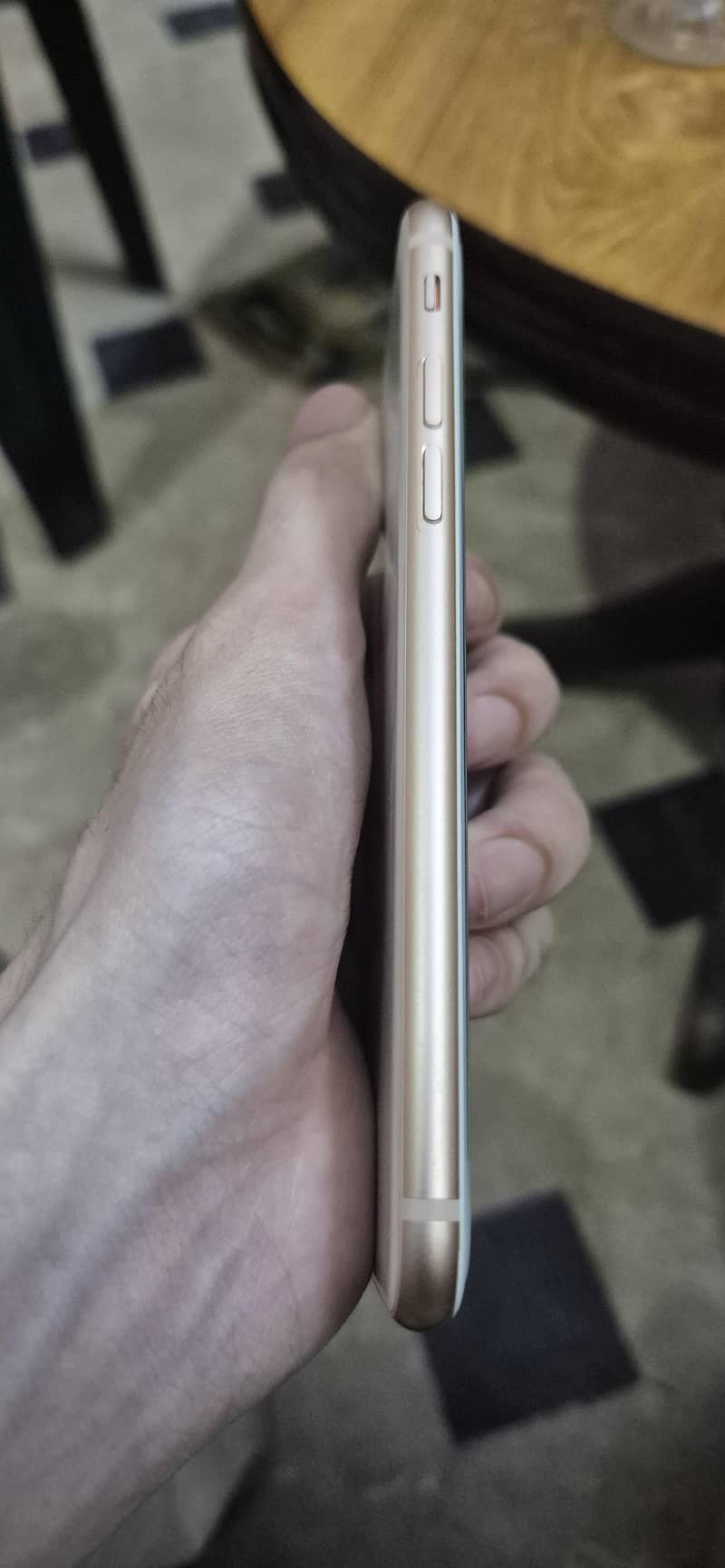 iphone 8 4