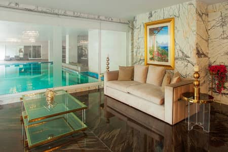 Flat Of 2100 Square Feet Is Available In Contemporary Neighborhood Of Gulberg