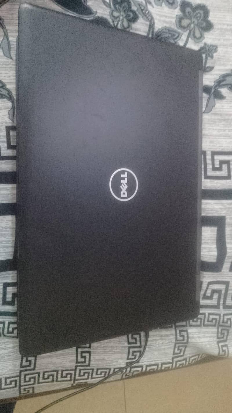 Laptop 0