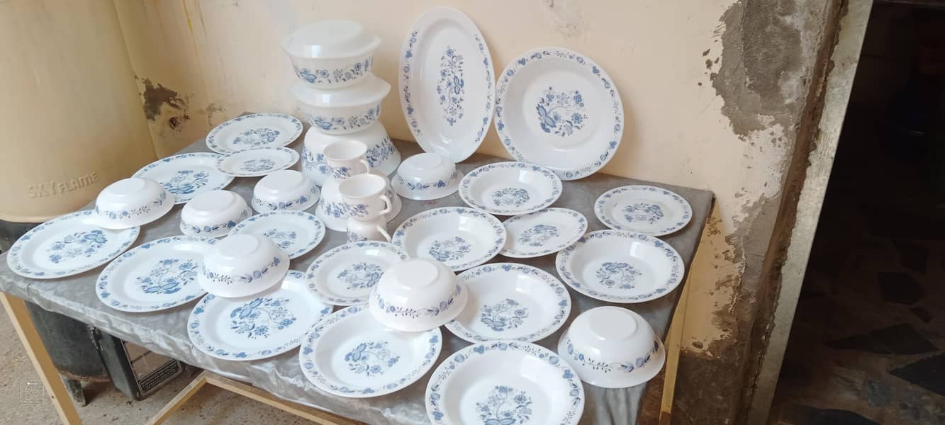 Dinner set 0