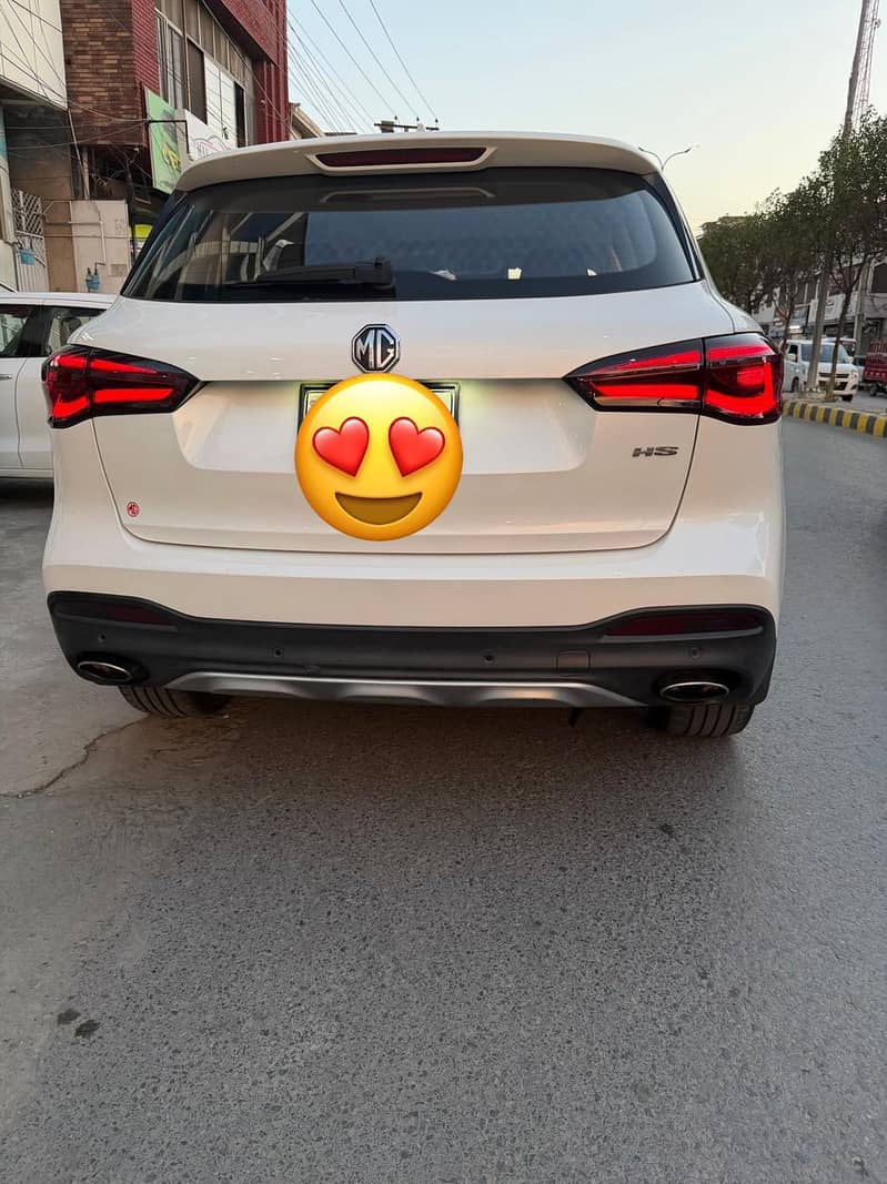 MG HS 6