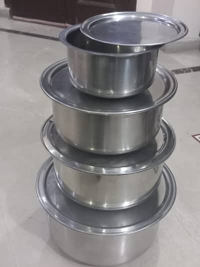 Stainless Steel Kitchen Bowls Set with Lids – 4 Pieces – Heavy Quality