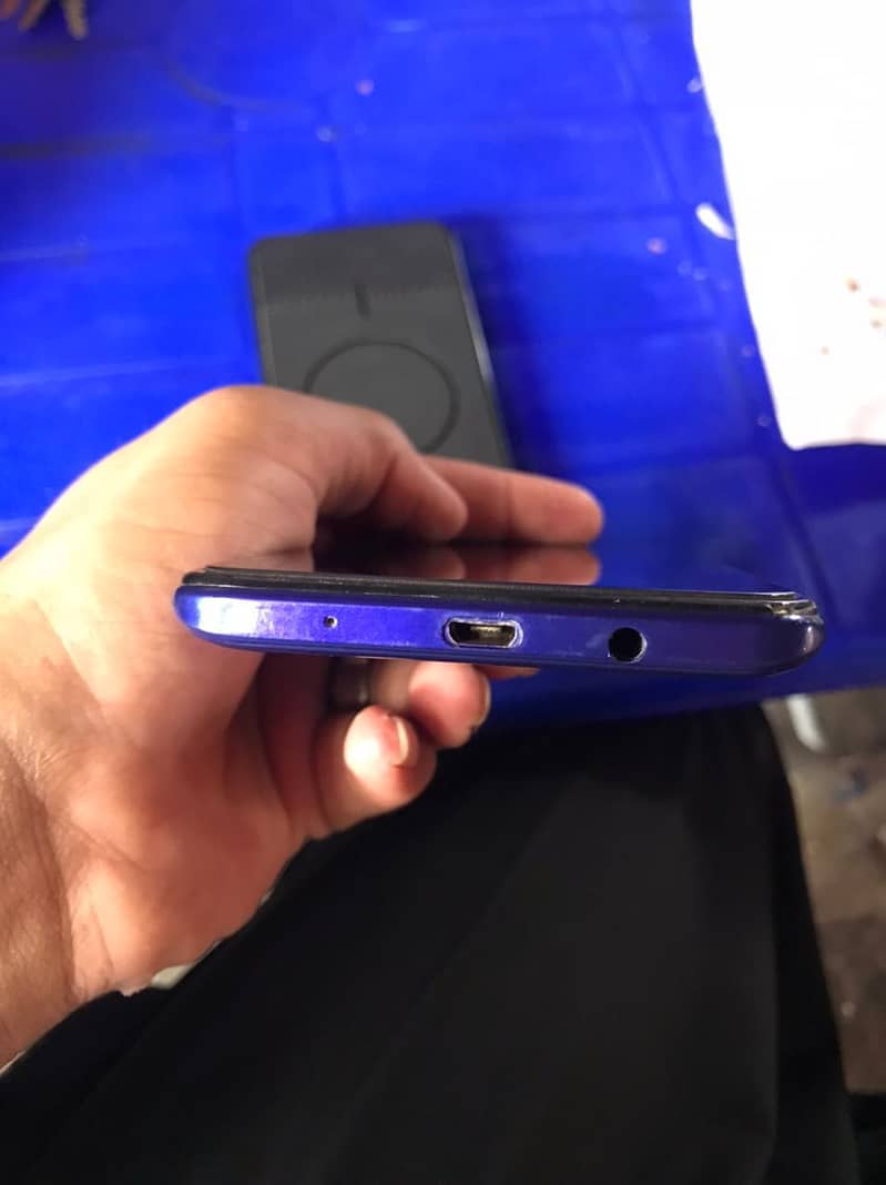 Techno spark 6 4
