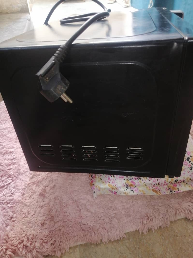 Dawlance Microwave 10