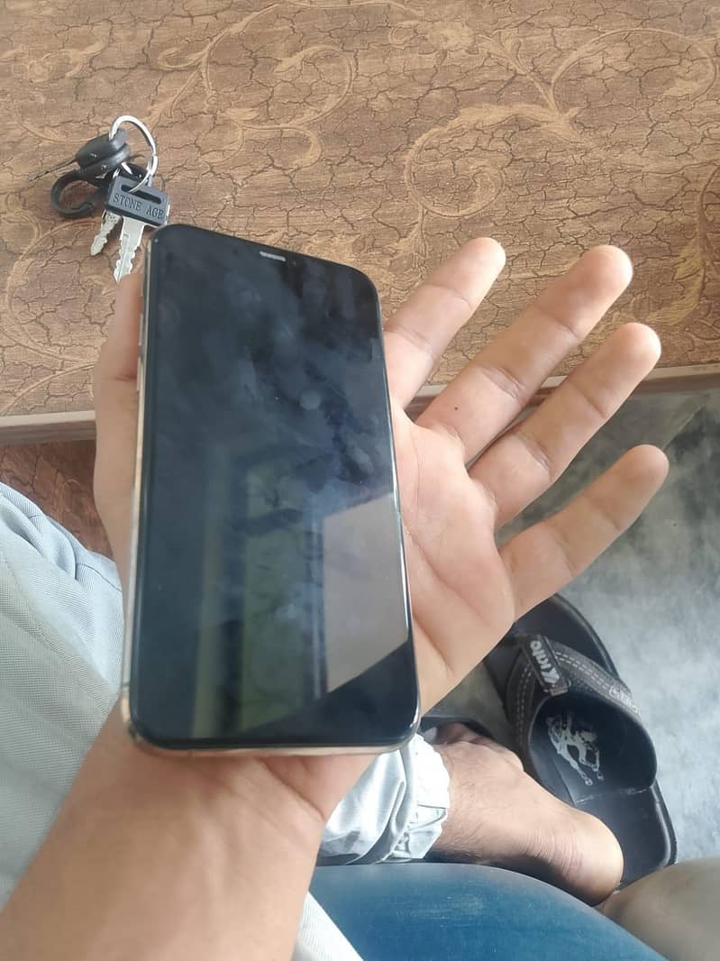 iphone 11 pro 3