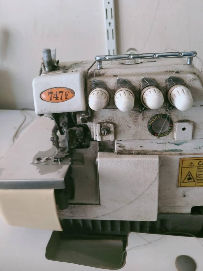 overlock and flat lock sewing machine 0