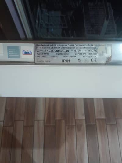 SIEMENS DISH  WASHER  MODEL  IQ 300