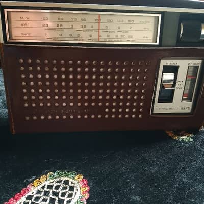 radio national Panasonic 10/10 condition for sale