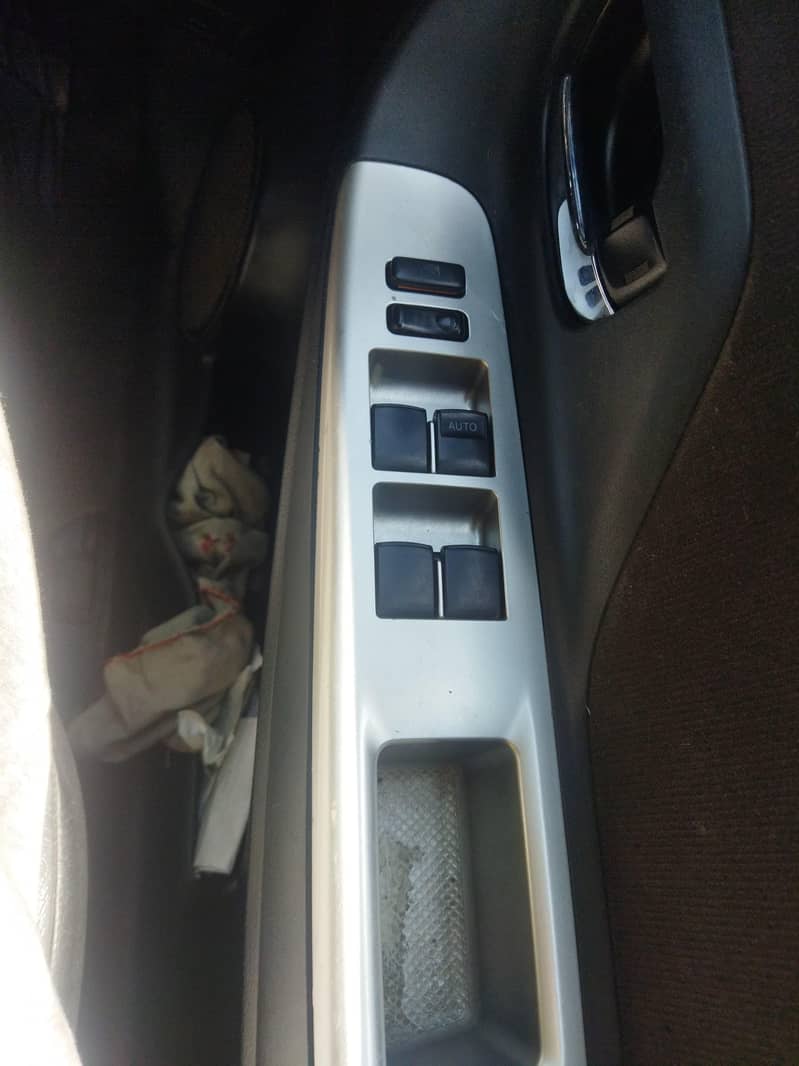 2014model vitz 9