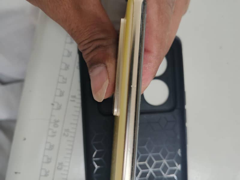 note 40 pro new condition 7