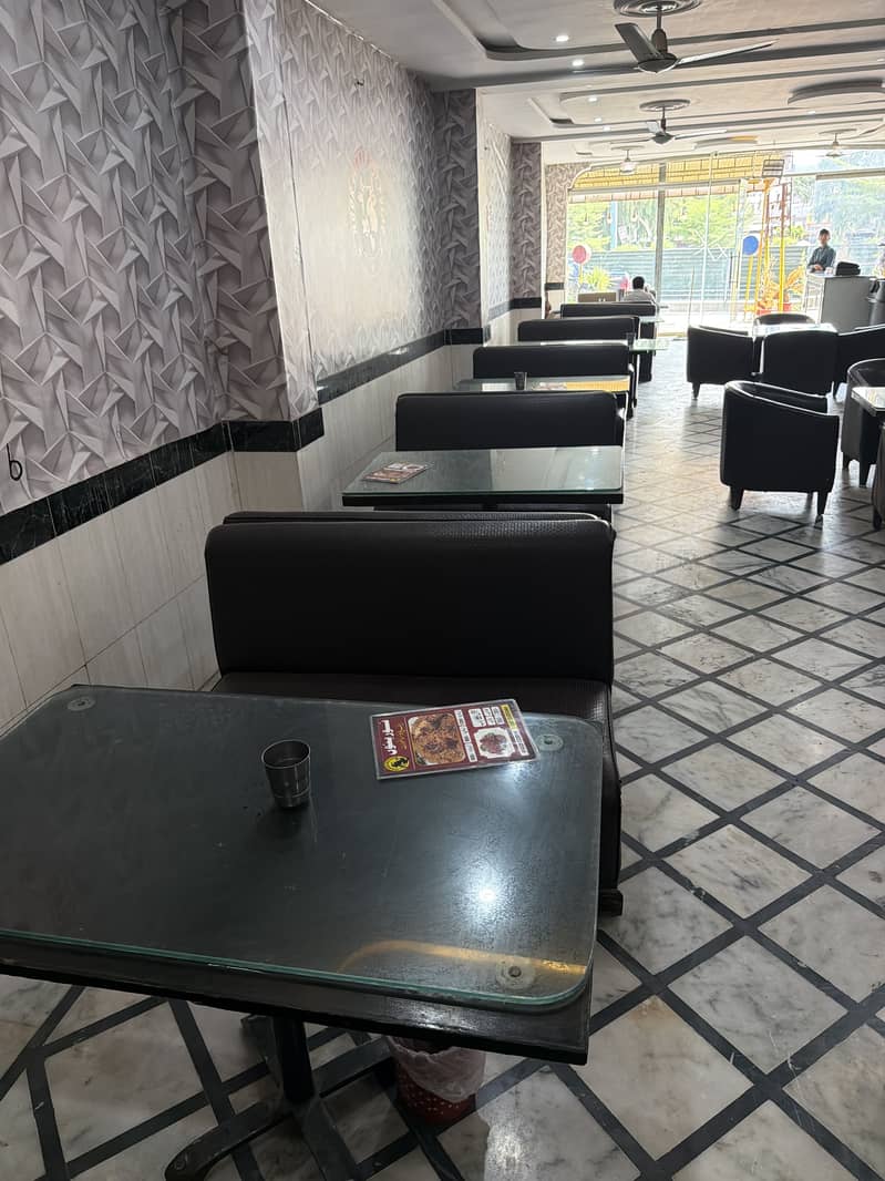 Restaurant sofa 1