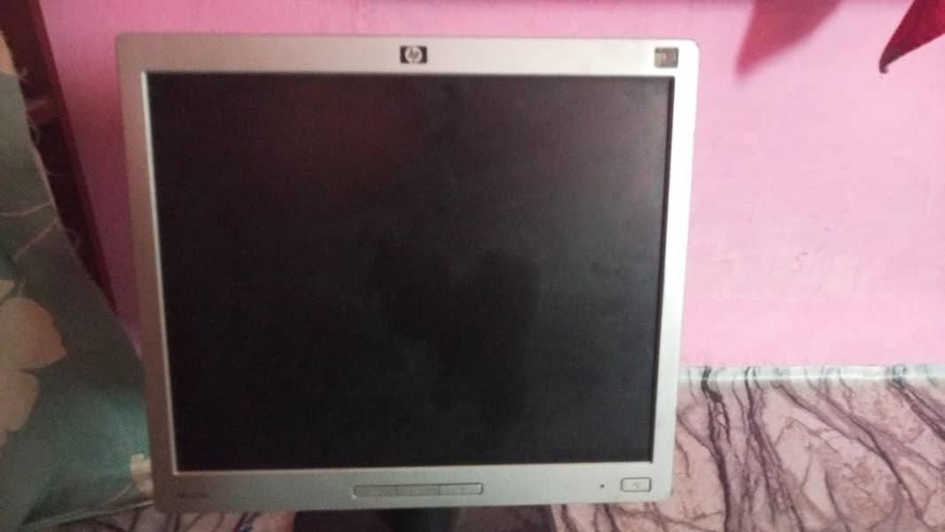 17 inch computer LCD 0