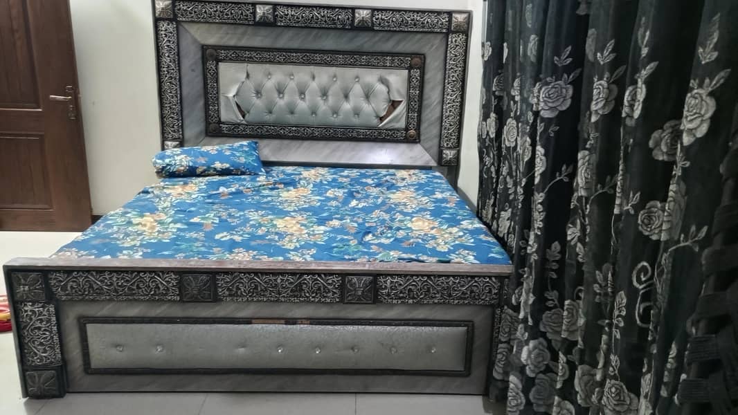 king size bed 3