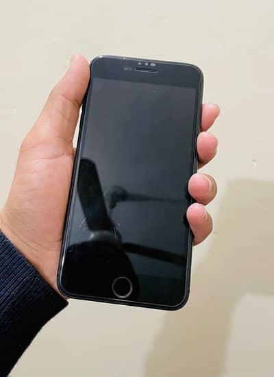 Iphone 7plus. 128gb. PTA approved. No fault