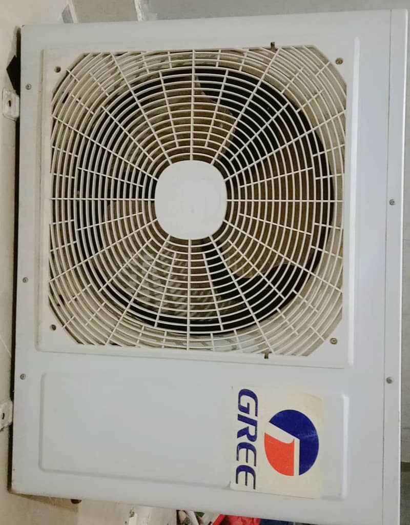 Room Ac 1