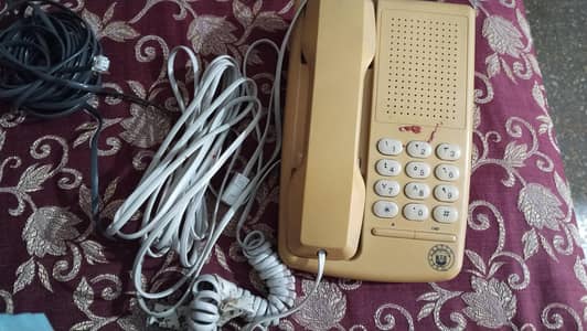 PTCL land line phones. old landlines phones. Dubai imported phones.