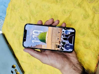 Iphone 12 64Gb water pack Factory unlock non pta blue colour