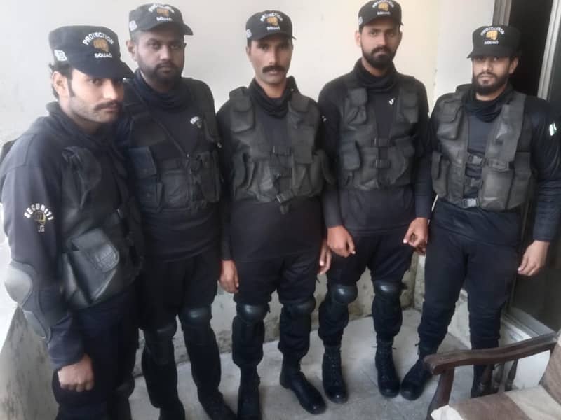 We provide Security Guards , SSG Staff Commandos, Protocol services 7