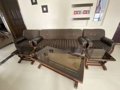 Selling sofa set