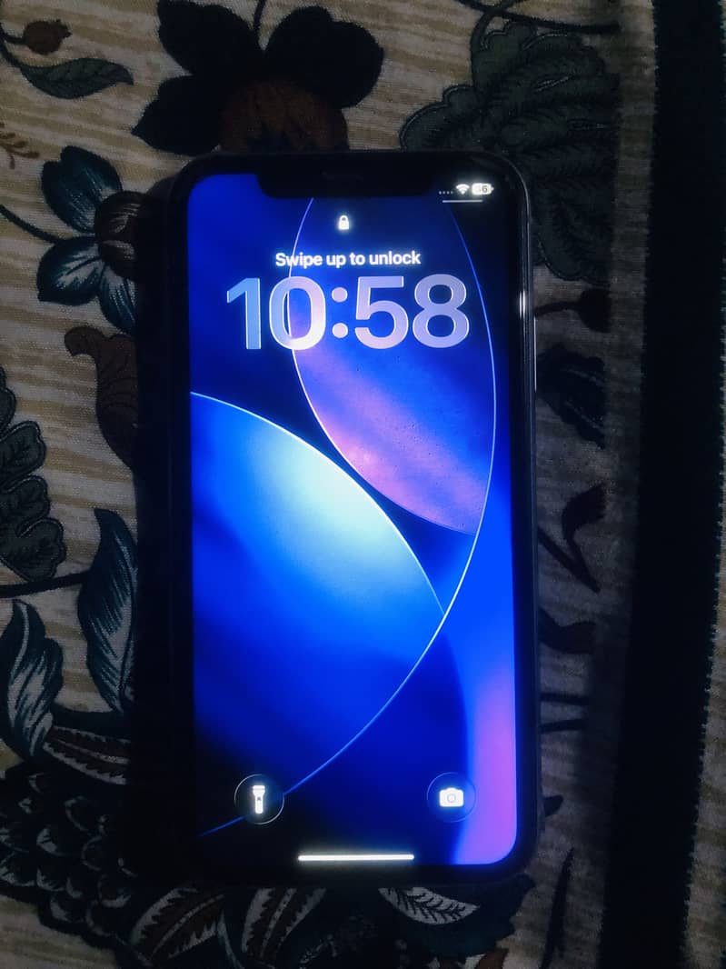 iPhone 11 0