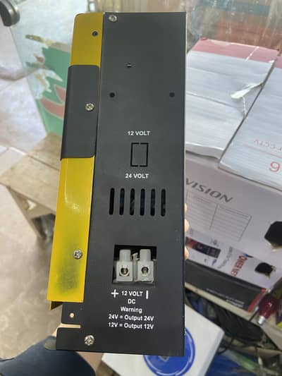 Mppt charger controller pak tech